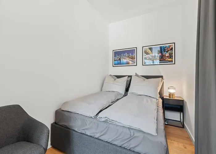The Strassburger, Stylish 3 Bedroom Apartment In Downtown Berlin