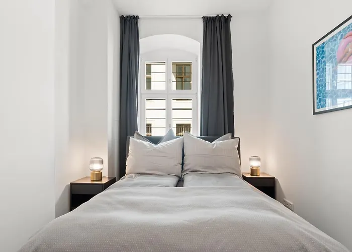 The Strassburger, Stylish 3 Bedroom Apartment In Downtown Berlin